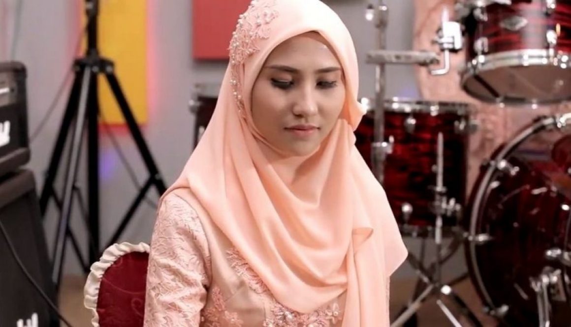 Lagu IBU untuk Hj. Nevi Zuairina