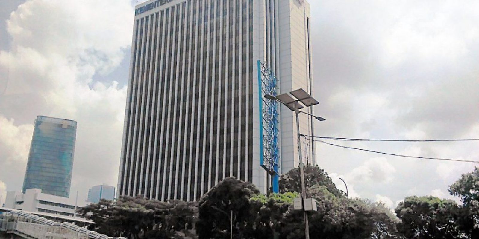 Anggota DPR Minta Kemenprin Berpartisipasi Menangkal Gelombang PHK Hingga 2 Tahun Kedepan