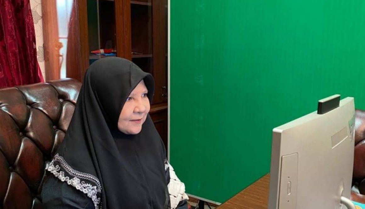 Nevi Zuairina Memperkuat Peran Dasa Wisma Untuk Lawan Pneumonia dan Covid-19