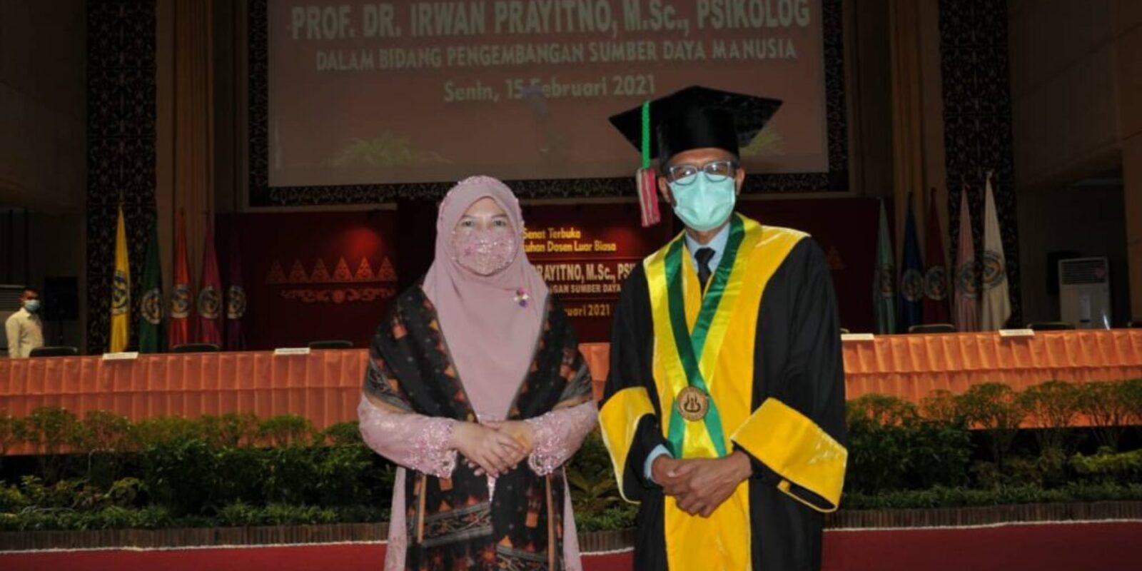 Nevi Zuairina Bapak Irwan Prayitno itu Akdemisi, Politisi dan Praktisi, Terima Kasih UNP Yang Telah Menganugerahi Guru Besar Luar Biasa
