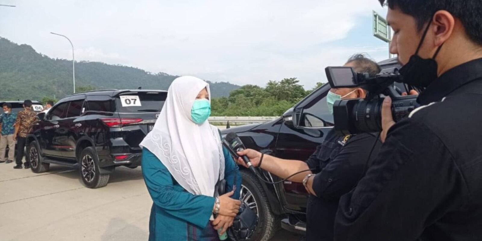 Pembangunan Proyek Infrastruktur Jalan Tol Padang-Sicincin, Nevi Zuairina Minta Penempatan Pelaku UMKM pada Rest Area Diprioritaskan