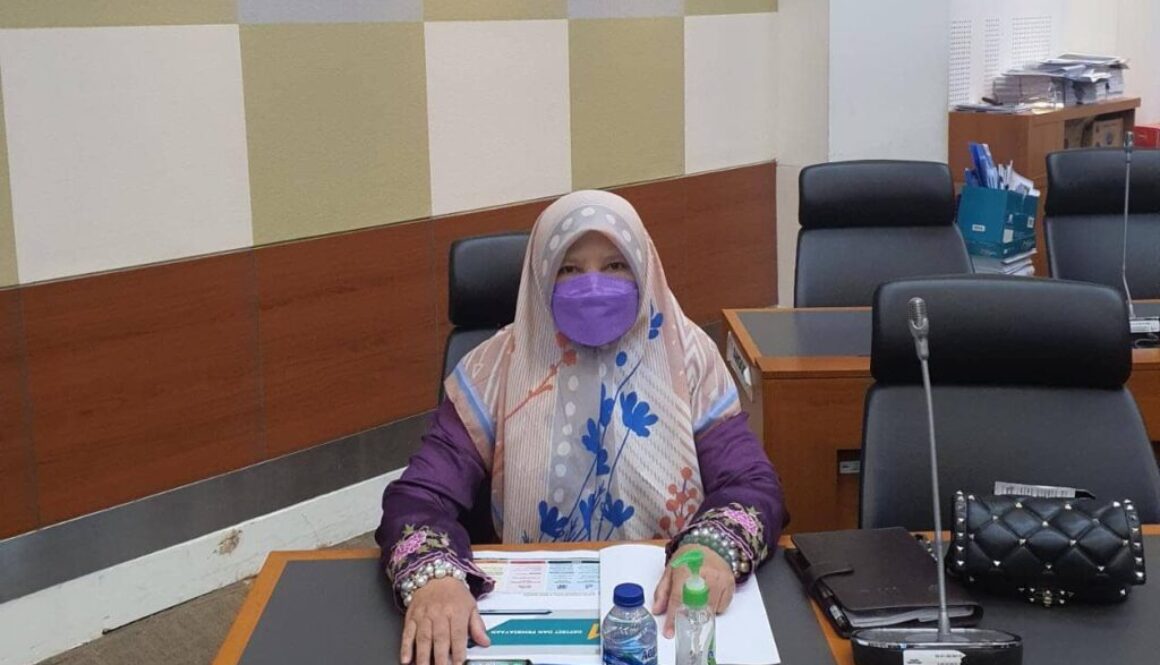 Webinar UMKM Sumbar, Nevi Zuairina Bicara Pentingnya Go Internasional