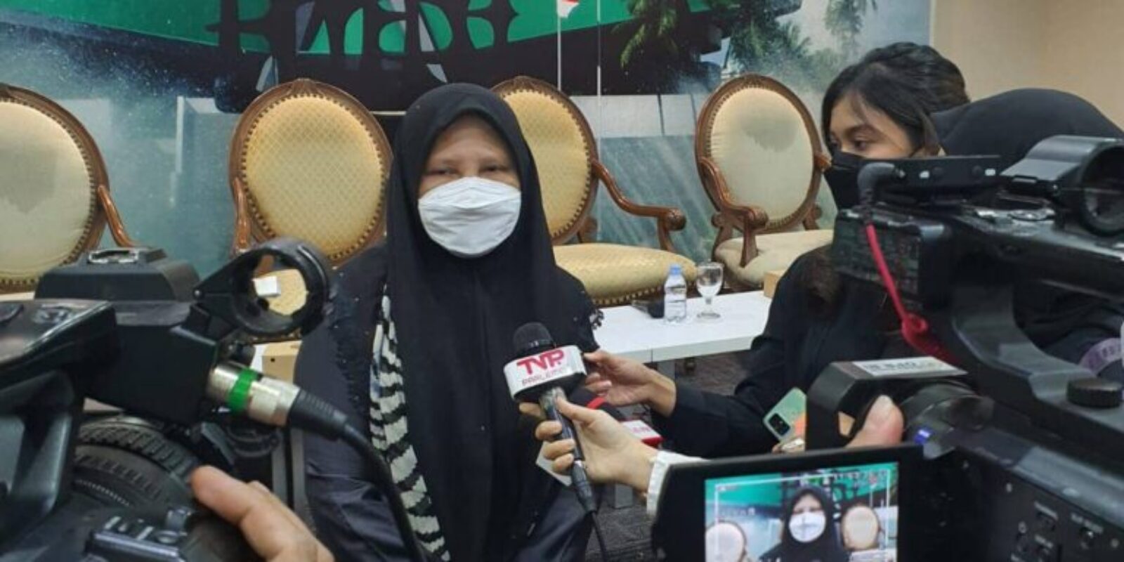 Pertamina Sudah tingkatkan Supply Solar Tapi Keberadaannya Langka, Nevi Zuairina Minta Pemerintah Tindak Tegas Truk Besar Borong Solar Subsidi
