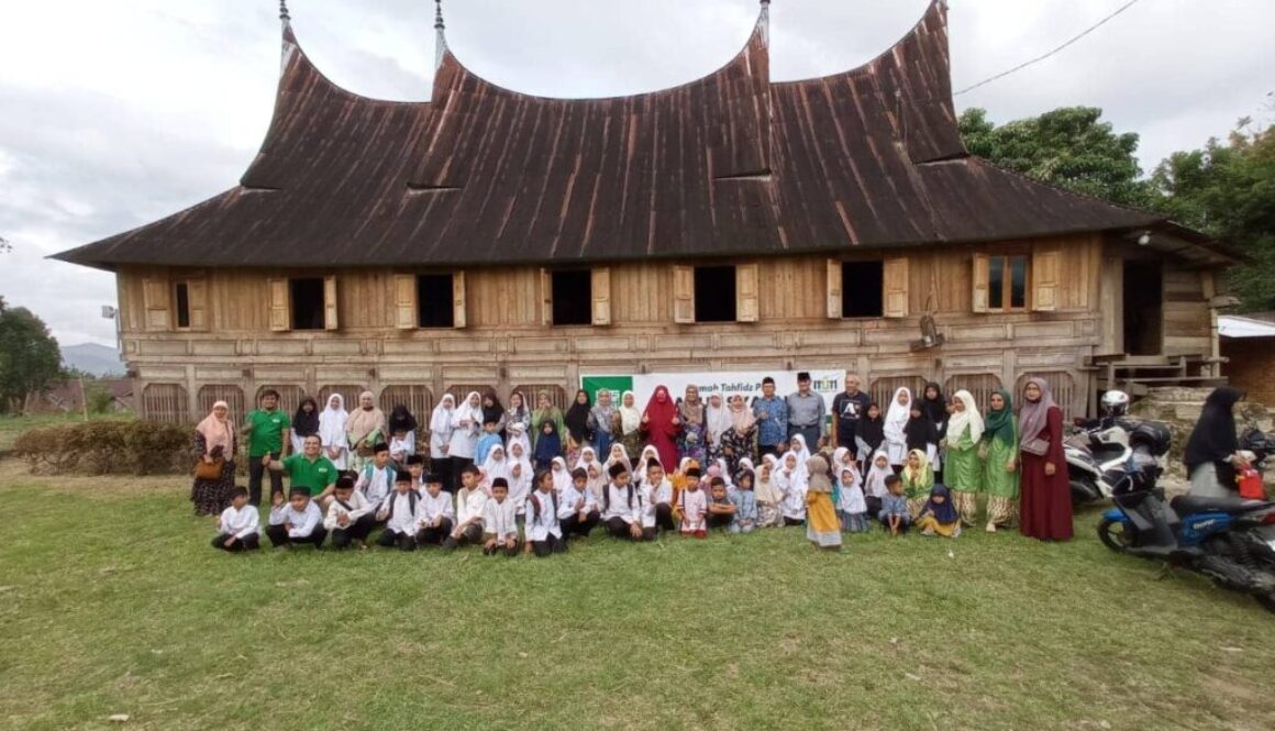 Kunjungi Daerah Pemilihan, Nevi Zuairina Bertemu Pegiat Penghafal Qur’an, Kelompok Tani dan Pelaku UMKM