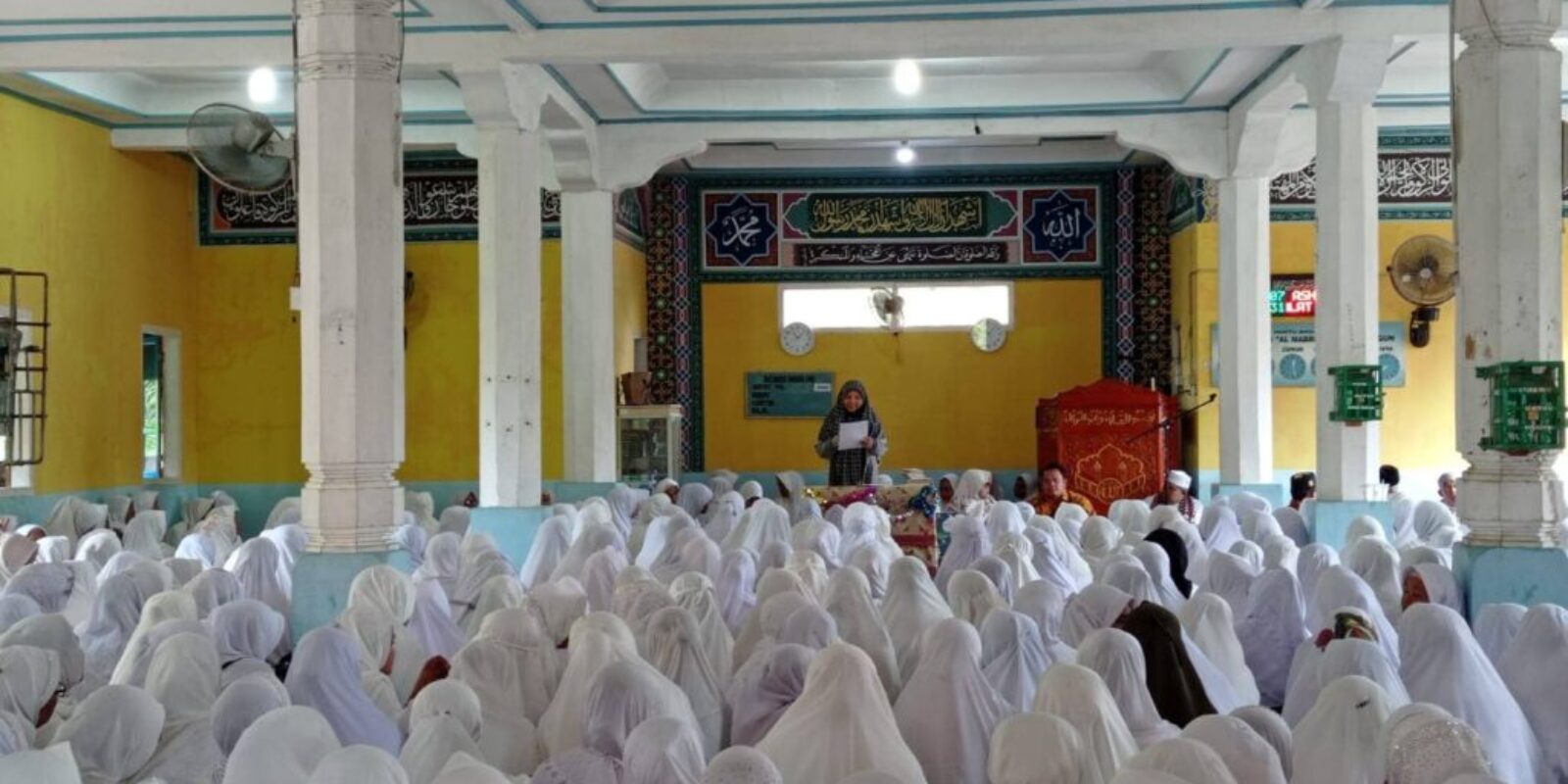 Mengikuti Wirid Yasin Se Kabupaten Pasaman, Nevi Zuairina Sampaikan Nilai Spiritual Memperkokoh Mental dan Pemikiran
