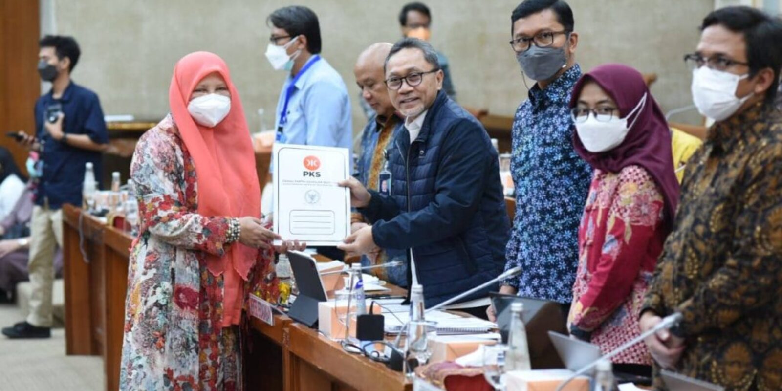 Ratifikasi IK-CEPA, Nevi Zuairina Mendorong Perlindungan UMKM dan Percepatan Infrastruktur Komunikasi Digital