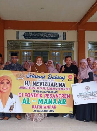 Nevi Zuairina Salurkan 6 Lokasi TJSL di Sumatera Barat (2)