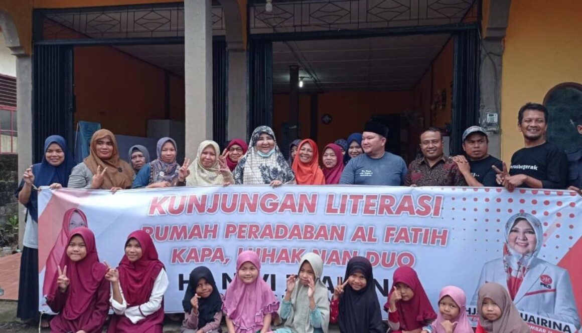 Nevi Zuairina Lakukan Kunjungan Literasi ke Rumah Peradaban Al Fatih Pasaman Barat