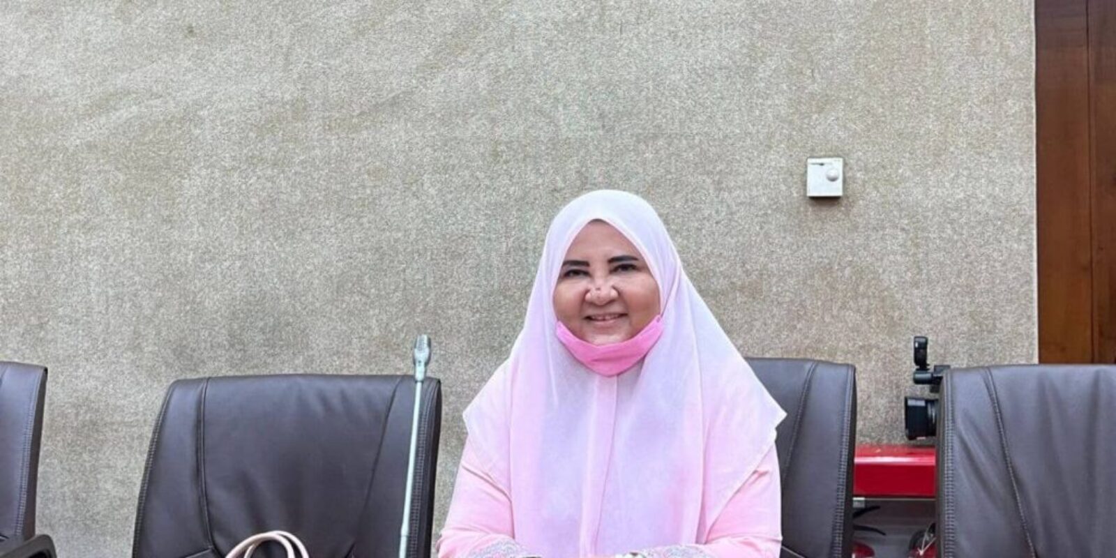 Rutin Melakukan Impor KRL Bekas dari Jepang, Nevi Zuairina Pertanyakan Sampai Kapan Dalam Negeri Bisa Produksi