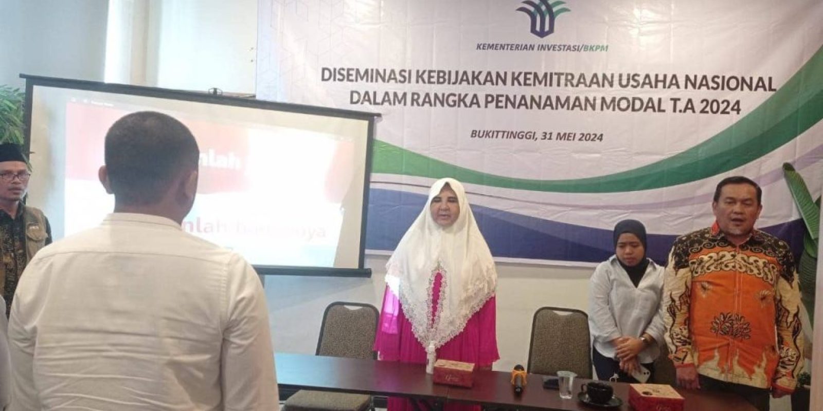 Nevi Zuairina Sampaikan Diseminasi Kebijakan Kemitraan Usaha Nasional Dalam Rangka Penanaman Modal Tahun Anggaran 2024 Pada Seminar BKPM