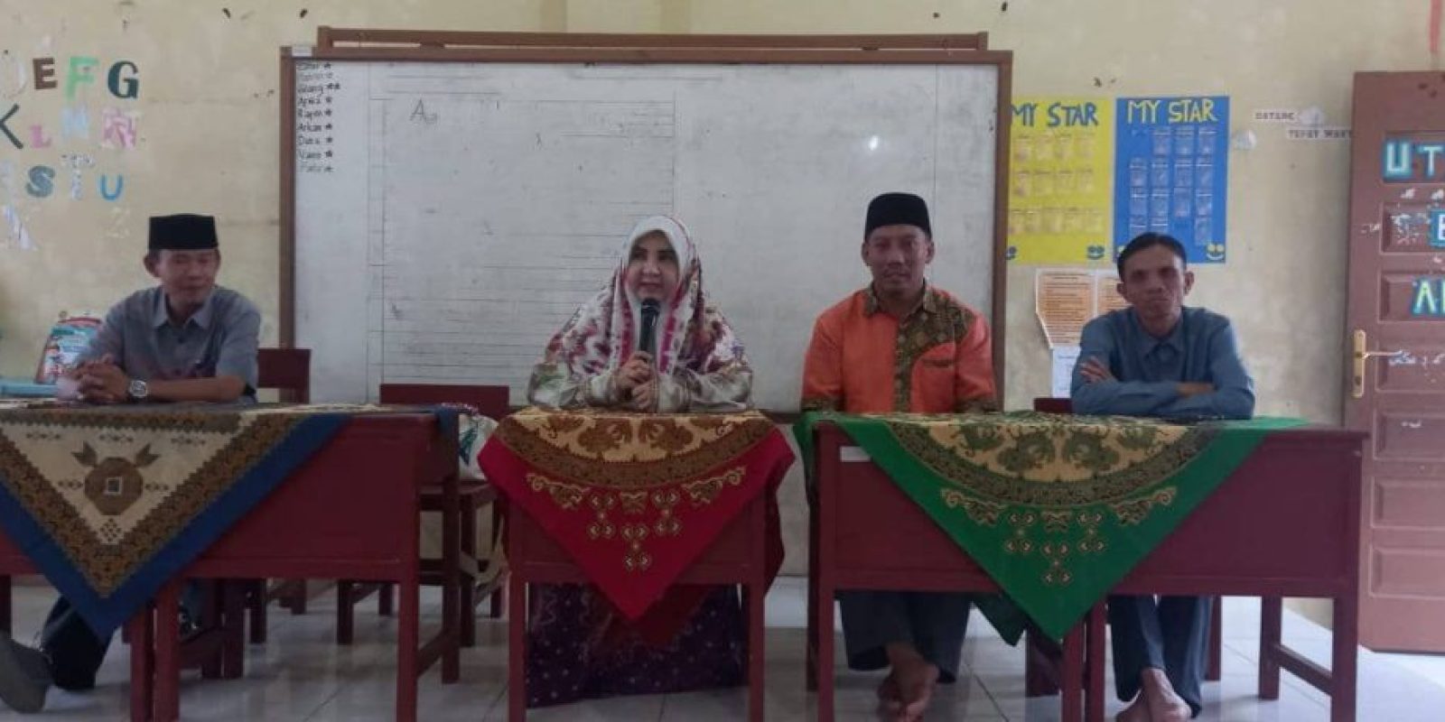 Hj. Nevi Zuairina Serap Aspirasi Masyarakat di Dunia Pendidikan dalam Kunjungan Dapil di Pasaman 2